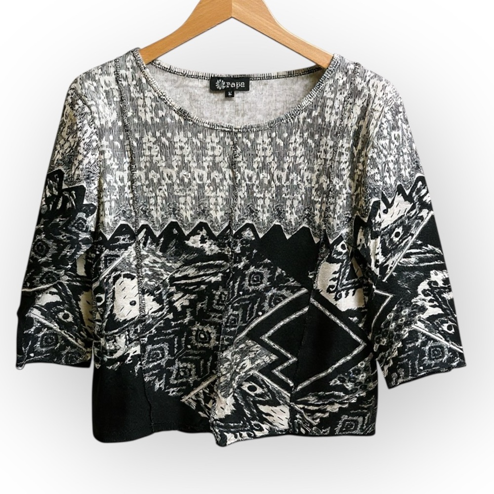 Papa Abstract Print Black White Top Size S